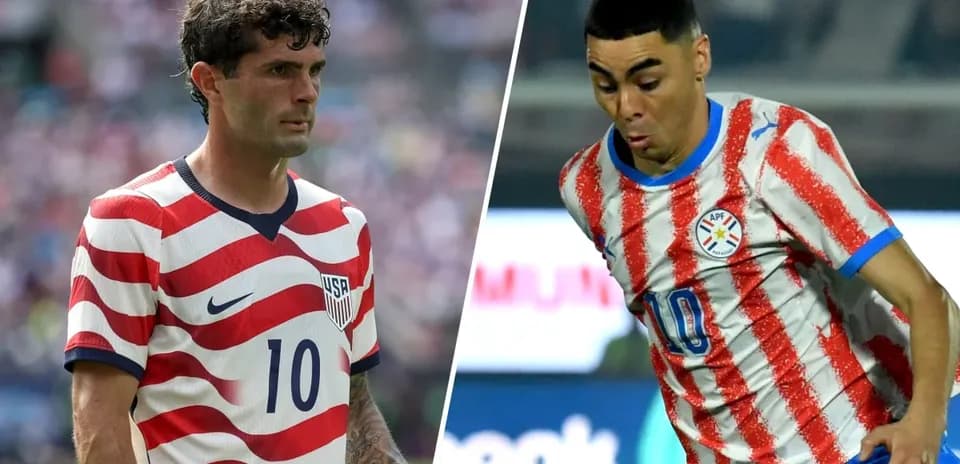 Jugadores de USA y Paraguay en el partido