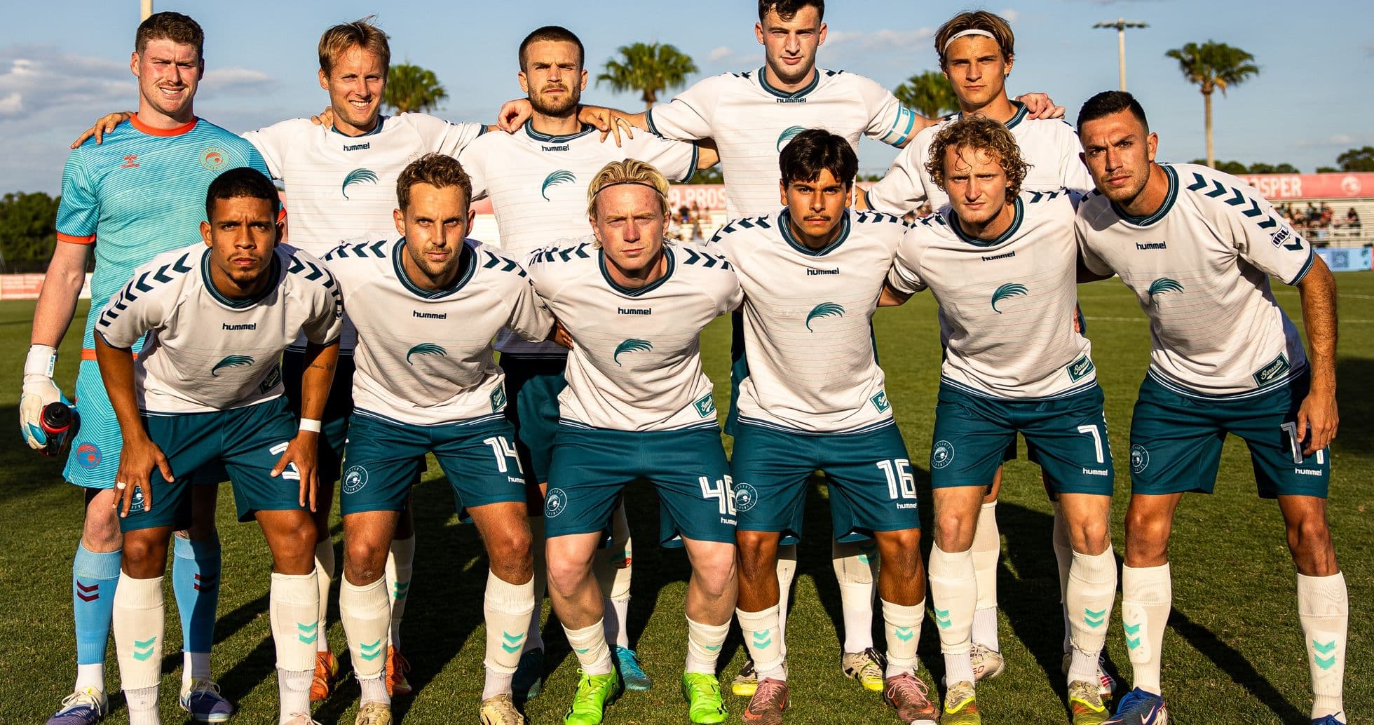 Equipo de Naples antes del partido