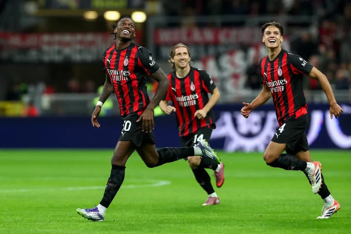 Jugadores del AC Milan celebrando un gol