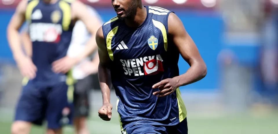Jugador de Suecia entrenando para el Mundial