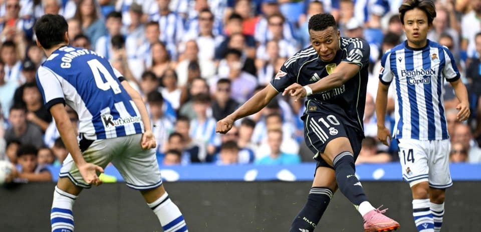 Gol de un jugador de la Real Sociedad