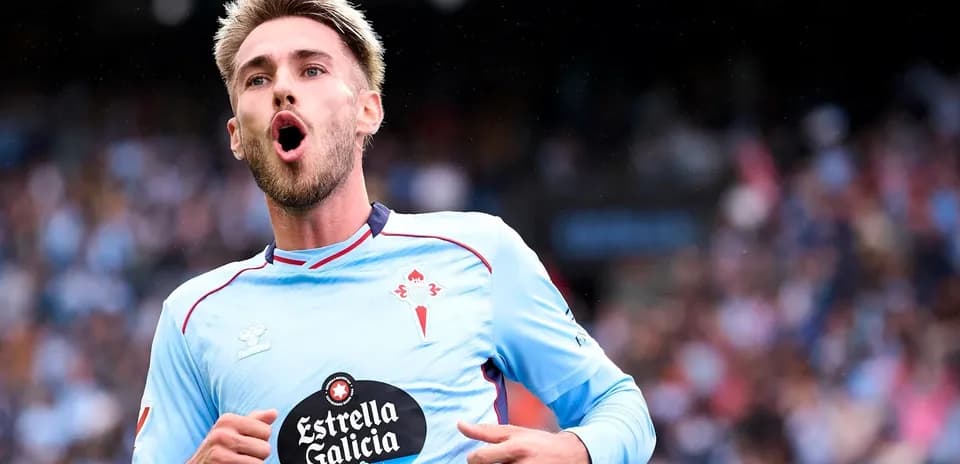 Jugador del Celta celebrando un gol