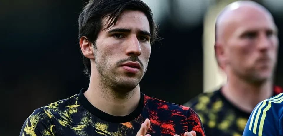 Jugador aplaudiendo durante la sesión de entrenamiento