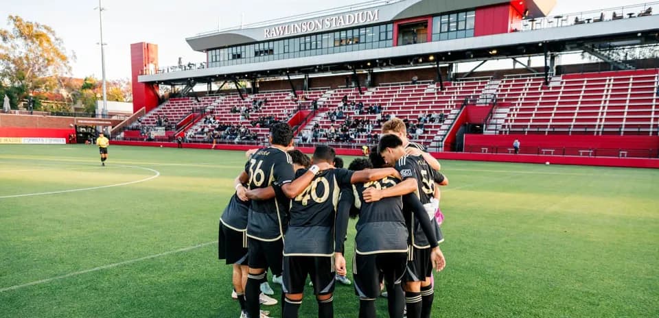 Jugadores de Los Angeles FC II en formación