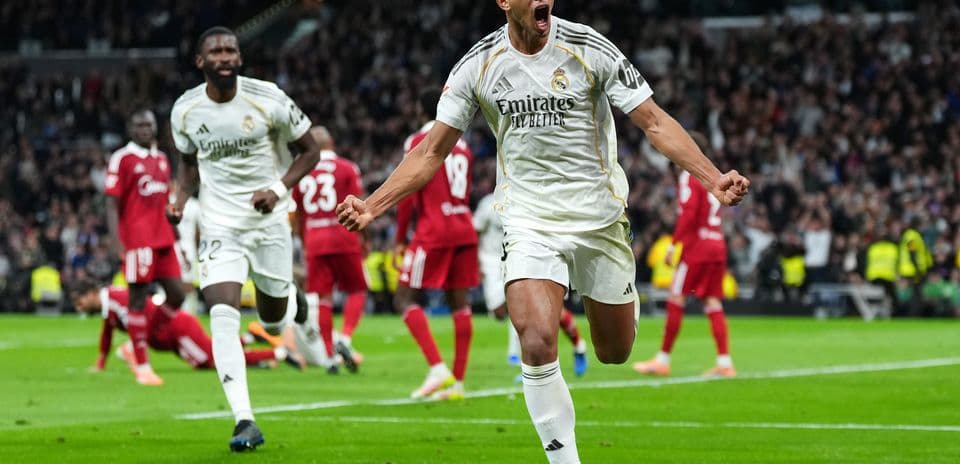 Jugador del Real Madrid celebrando un gol