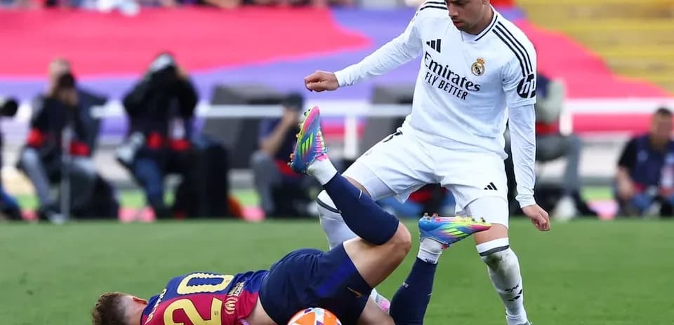 Jugador de Barcelona cae ante rival de Madrid