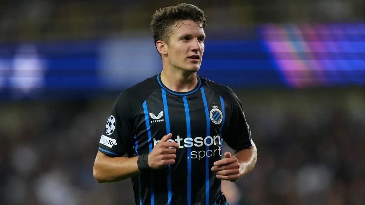 Jugador de Club Brugge en el campo durante partido