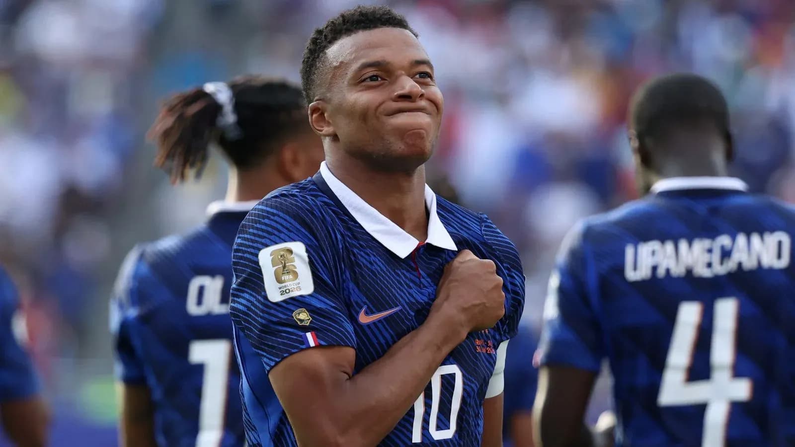 Kylian Mbappé celebrando con la selección francesa