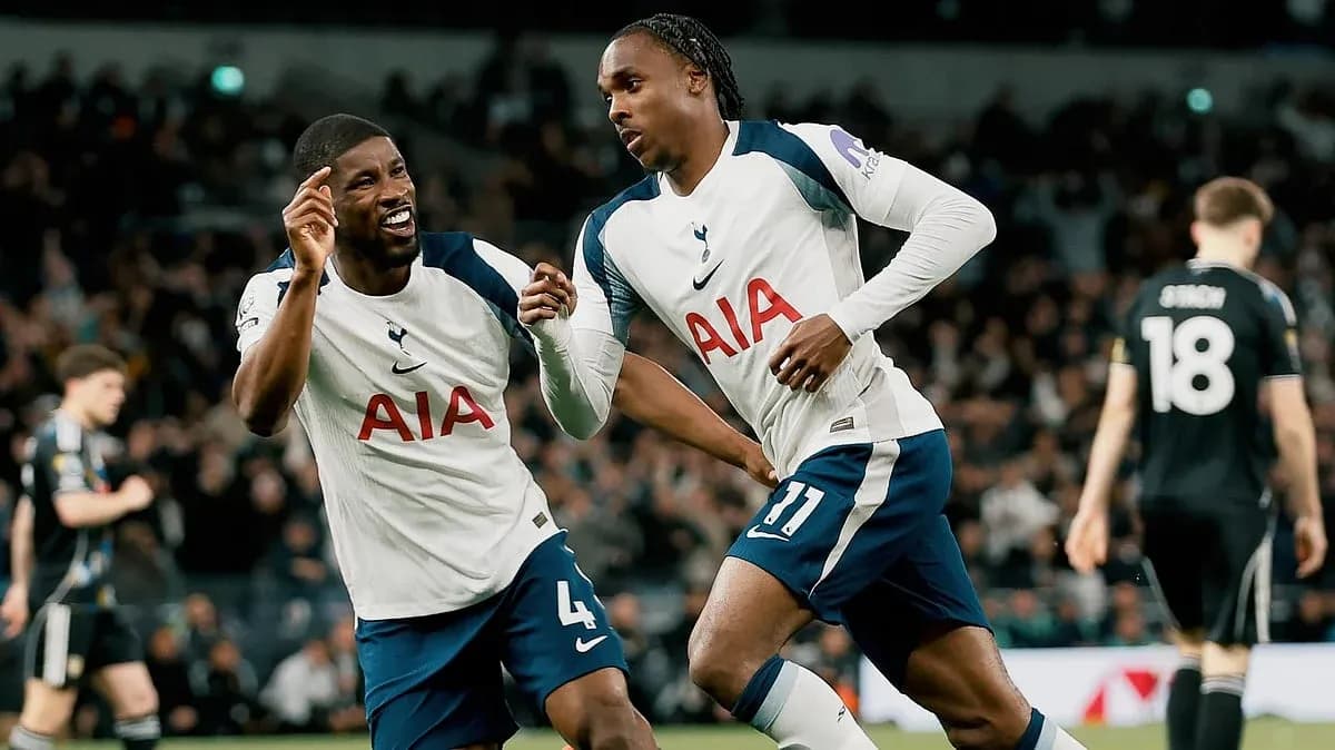 Jugadores del Tottenham celebrando un gol