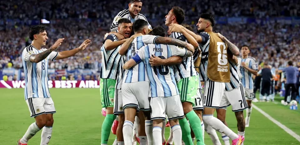 Celebración del equipo de Argentina tras un gol