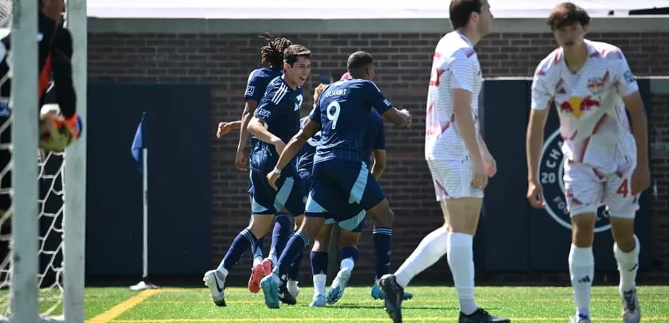 Jugadores de Chattanooga celebrando un gol