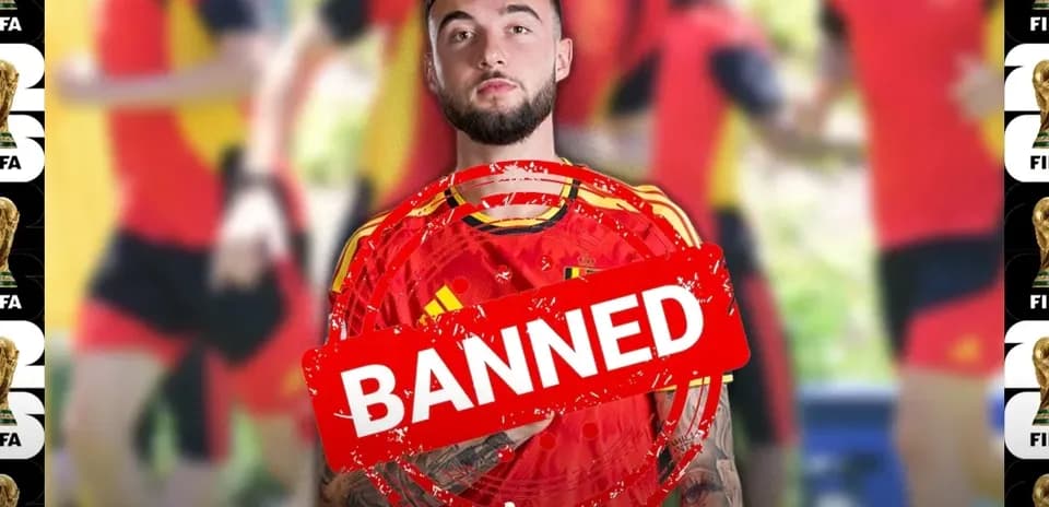 Jugador de España con sello de 'BANEADO' en camiseta