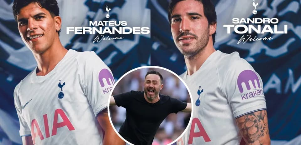 Mateus Fernandes y Sandro Tonali posando con camisetas de Tottenham