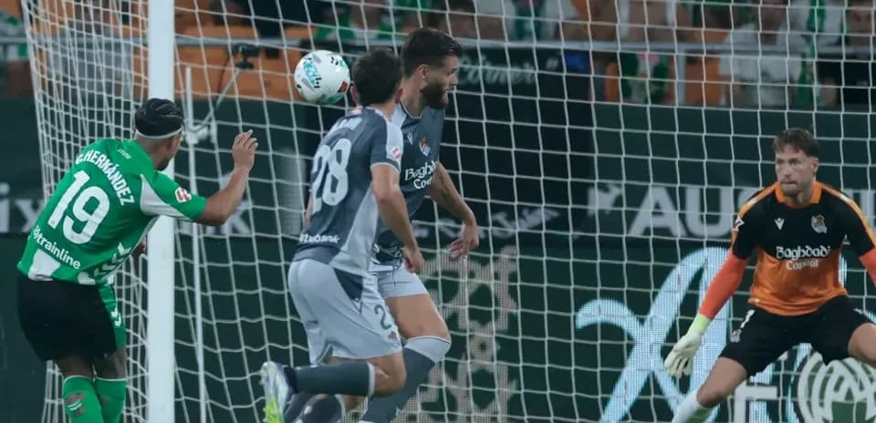 Goleador de Real Betis en acción