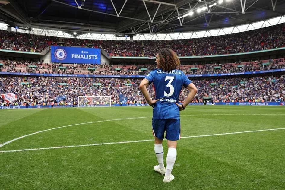 Jugador de Chelsea en el campo durante final
