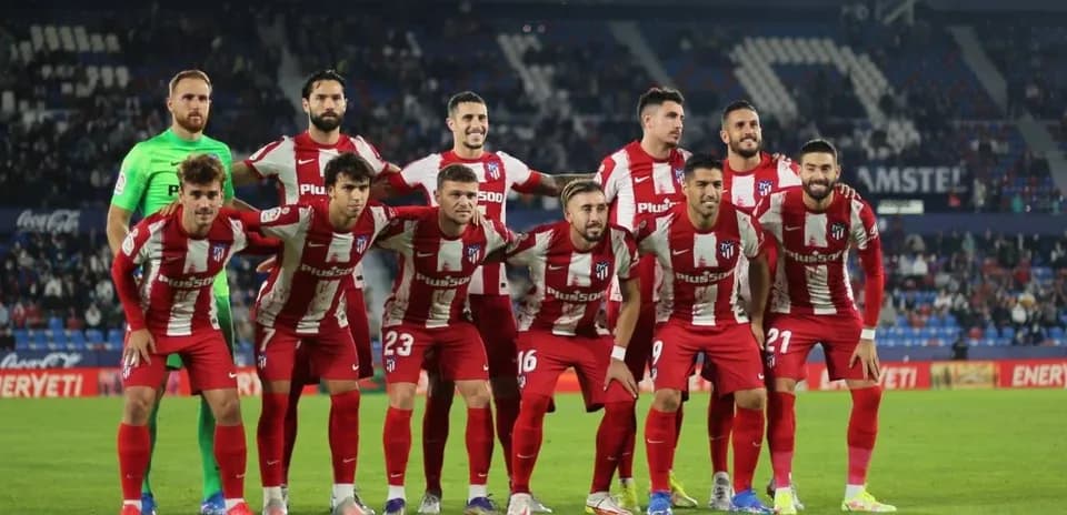 Jugadores de Atlético de Madrid en formación