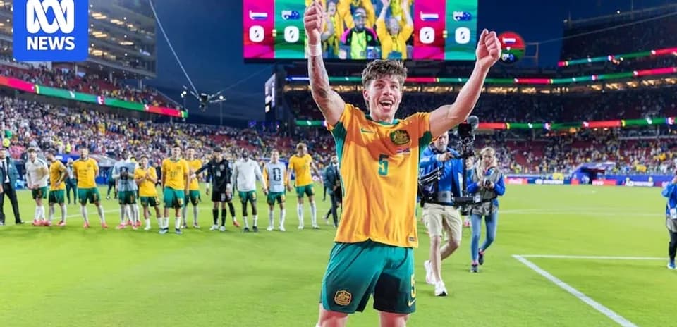 Jugador de Australia celebrando en el estadio
