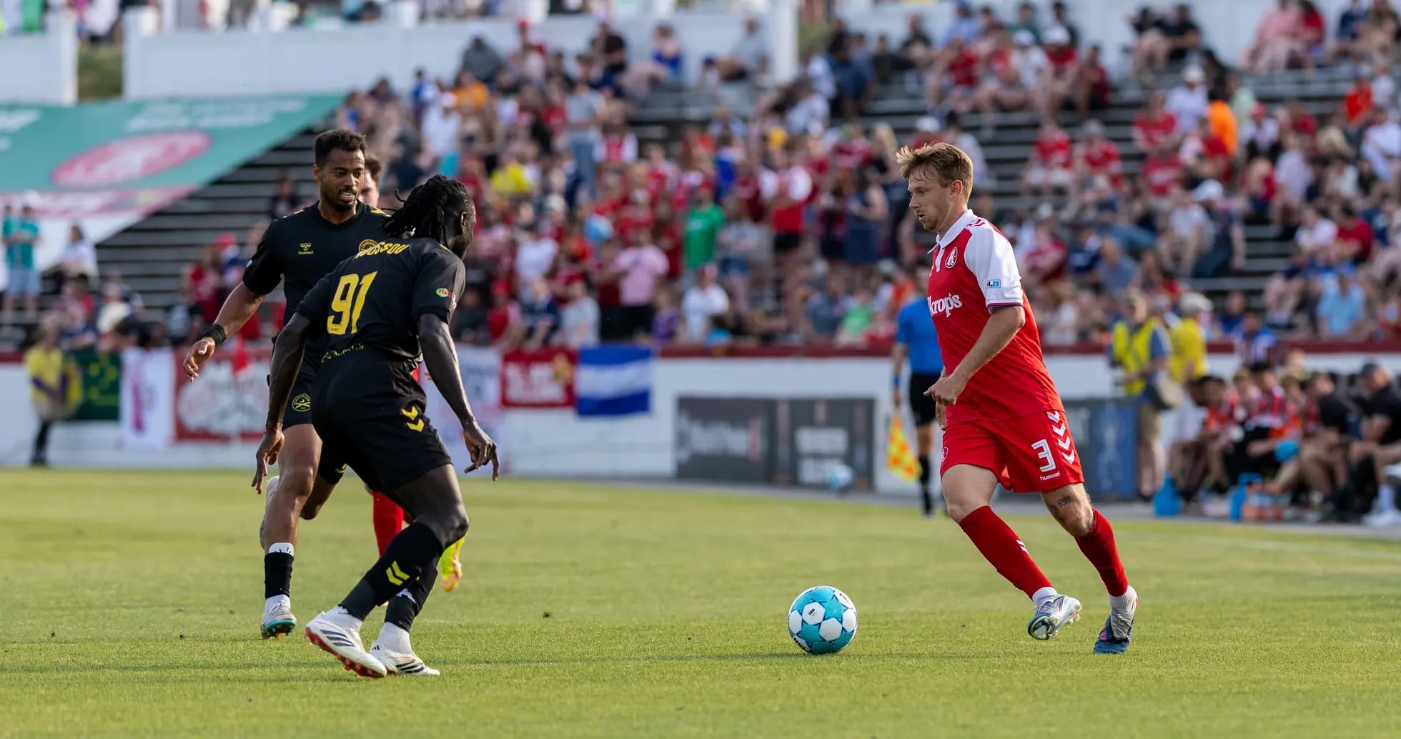 Jugadores de Charleston Battery en acción Jugadores de Charleston Battery en acción