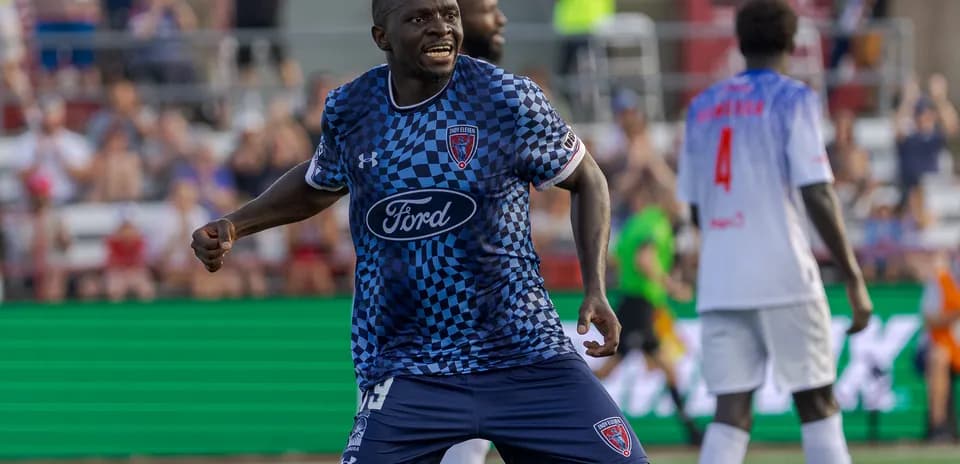 Jugador de Indy Eleven celebrando un gol Jugador de Indy Eleven celebrando un gol