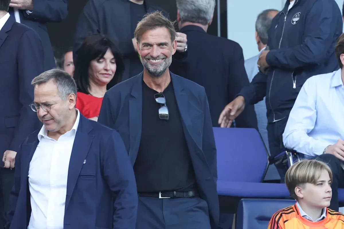 Jurgen Klopp sonriente en un evento público Jurgen Klopp sonriente en un evento público
