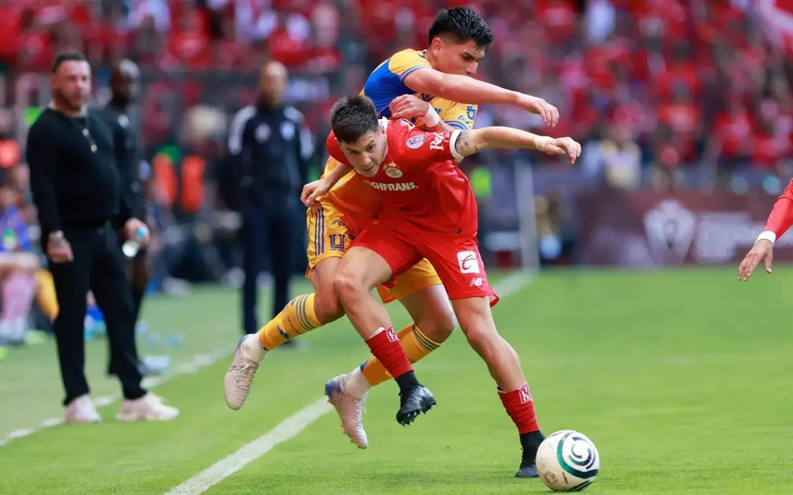 Jugadores de Toluca y Tigres en la Champions Jugadores de Toluca y Tigres en la Champions