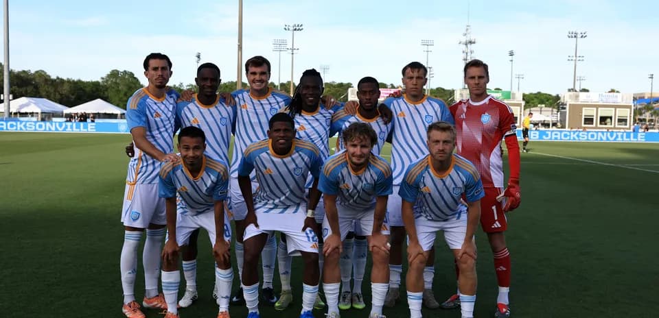 Equipo de Sporting JAX posando antes del partido Equipo de Sporting JAX posando antes del partido