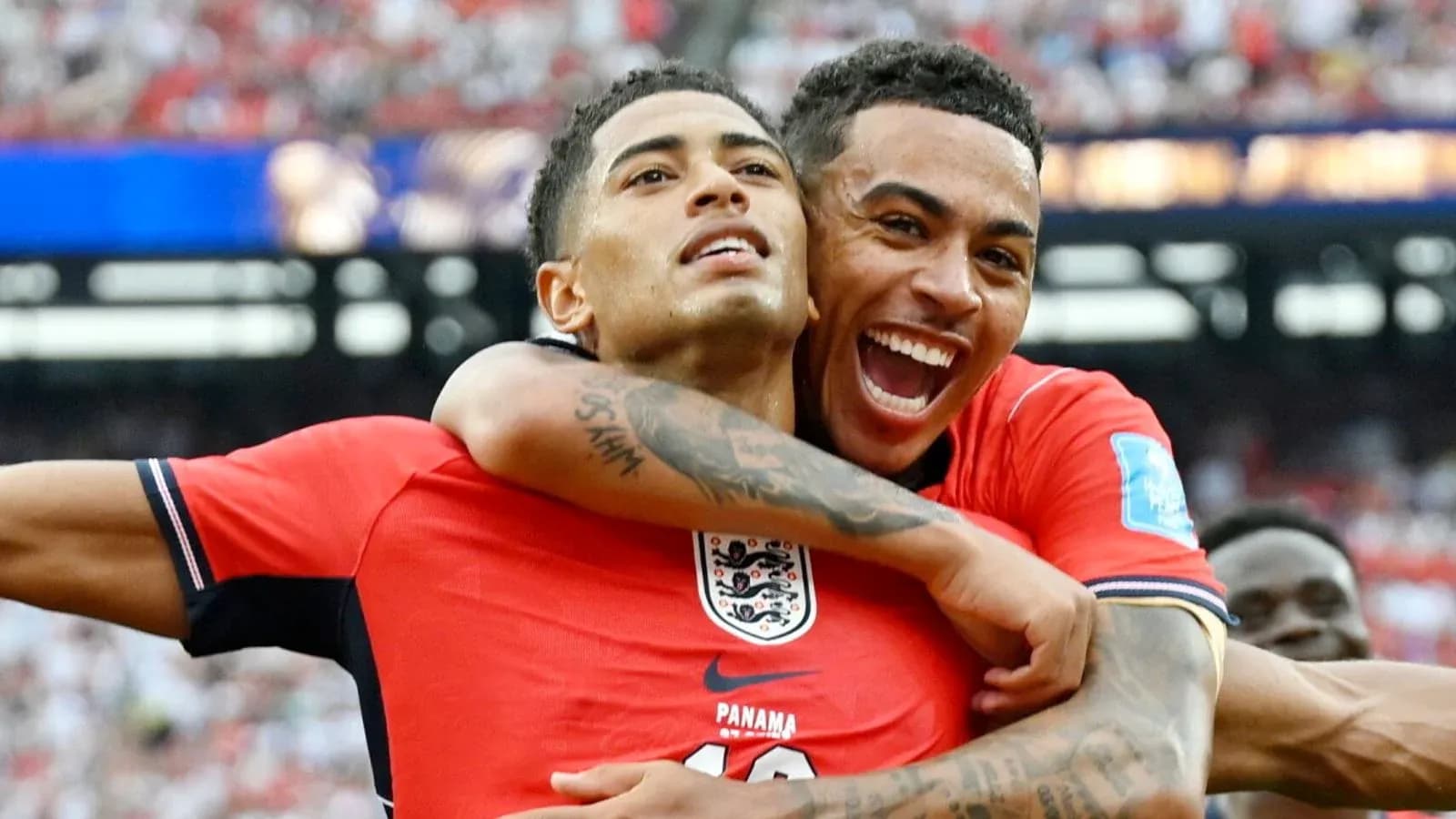 Jugadores de Inglaterra celebrando un gol en el partido Jugadores de Inglaterra celebrando un gol en el partido