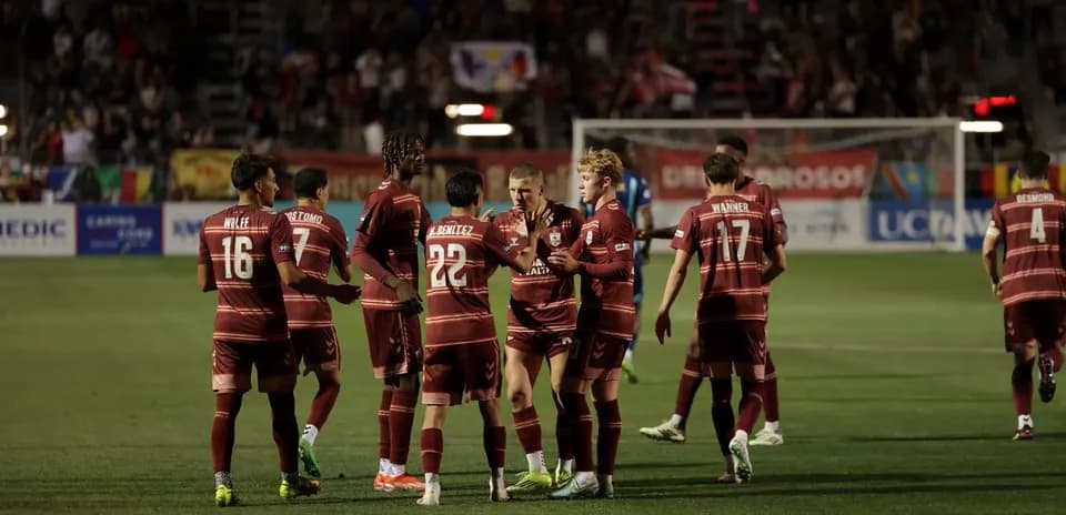 Jugadores de Sacramento Republic celebrando un gol Jugadores de Sacramento Republic celebrando un gol