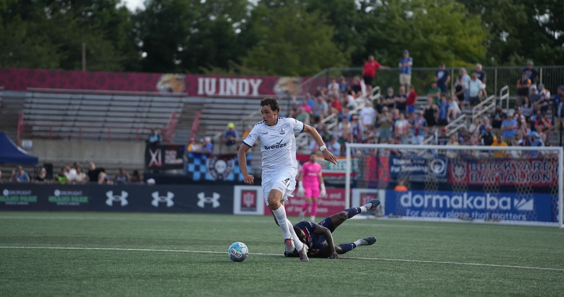 Jugador de Indy Eleven durante el partido Jugador de Indy Eleven durante el partido