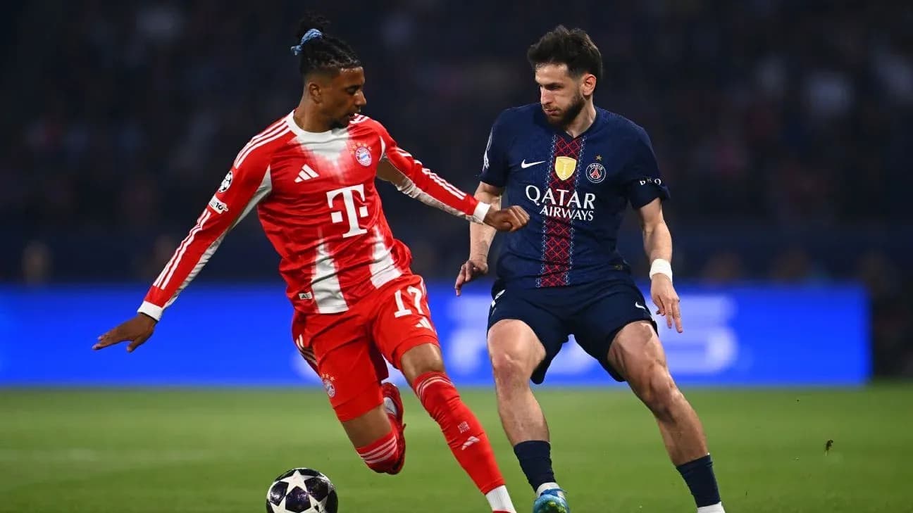 Jugador de Bayern München contra jugador de PSG Jugador de Bayern München contra jugador de PSG