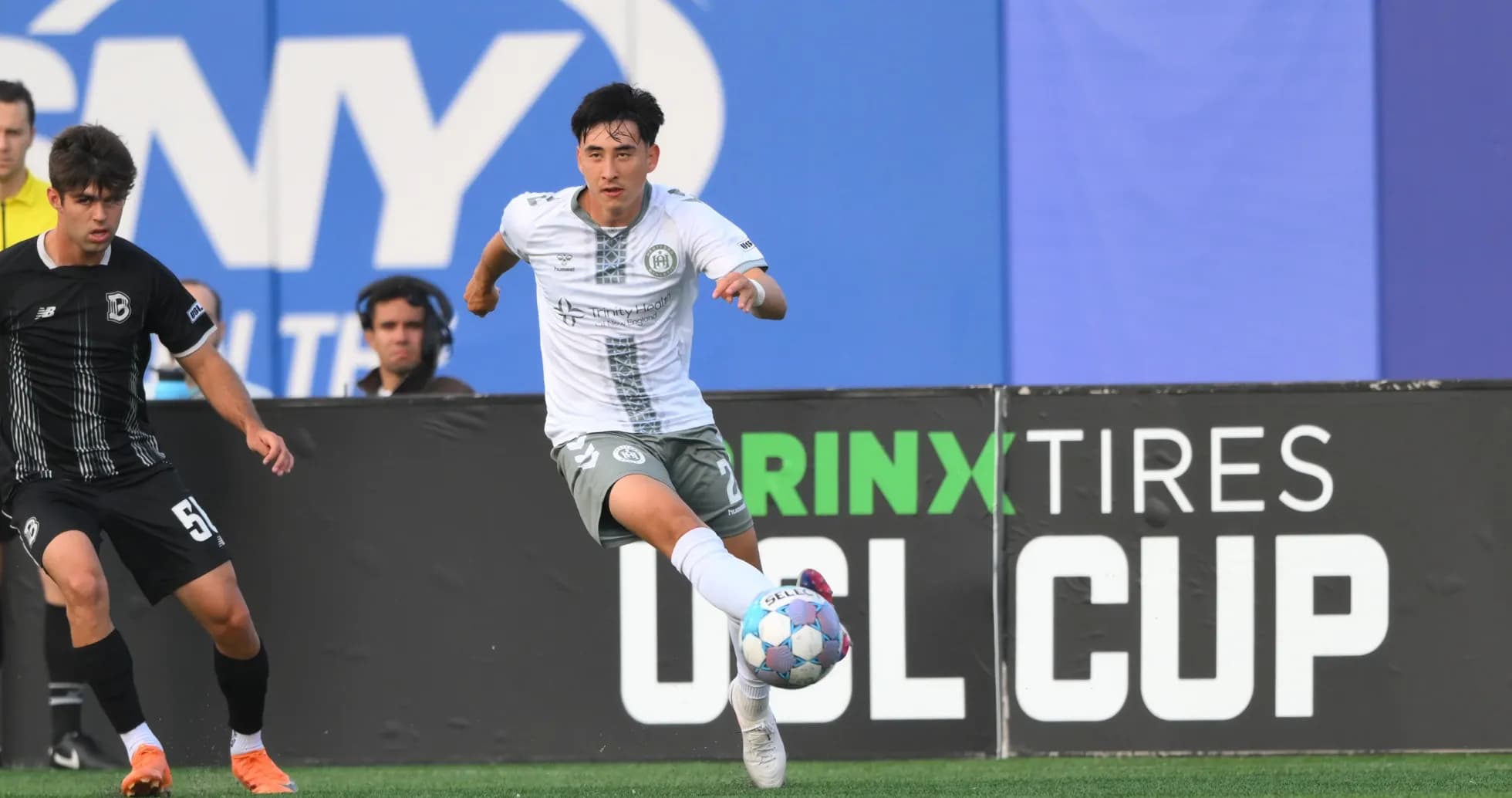 Jugador de Hartford Athletic durante el partido Jugador de Hartford Athletic durante el partido