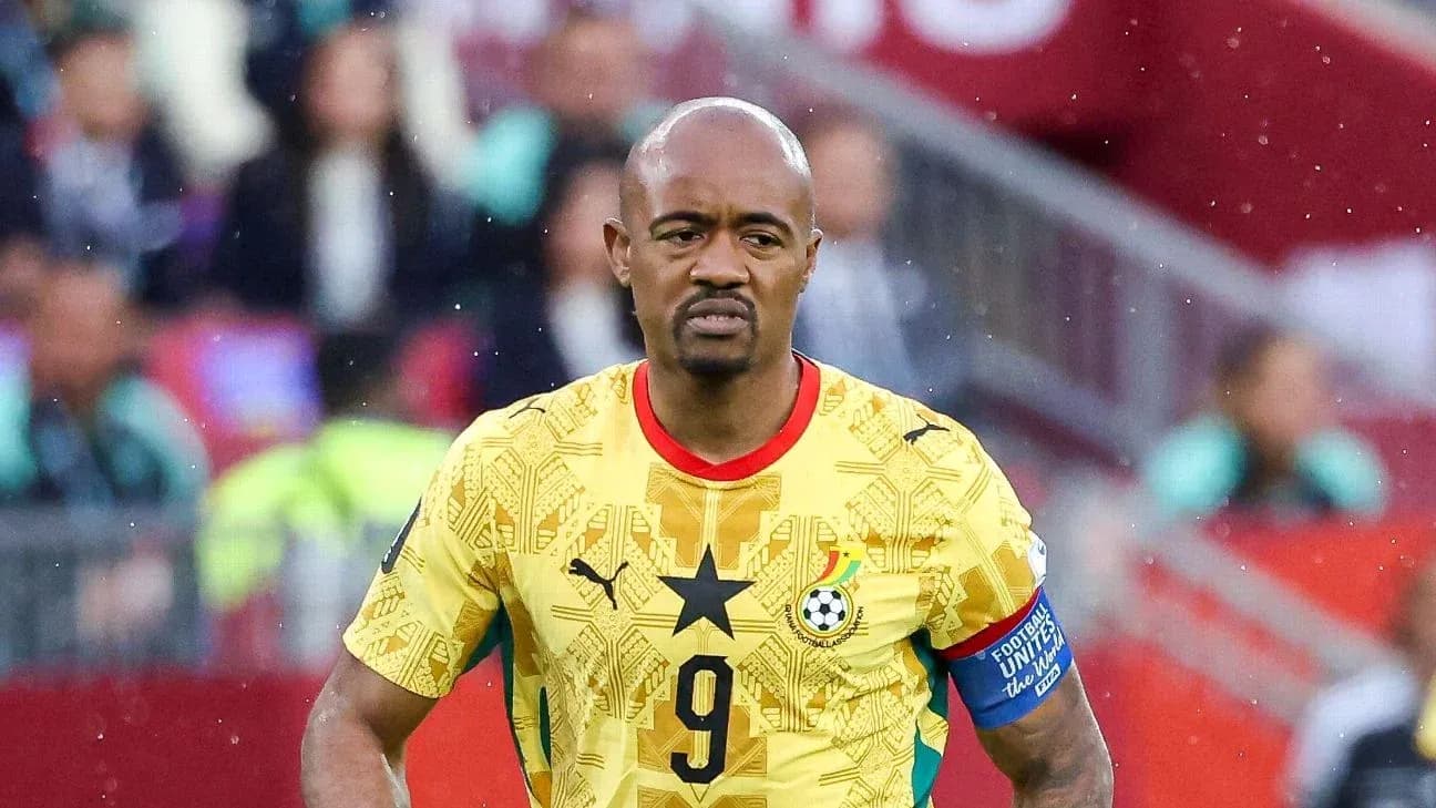 Jugador de Ghana en acción durante el partido Jugador de Ghana en acción durante el partido