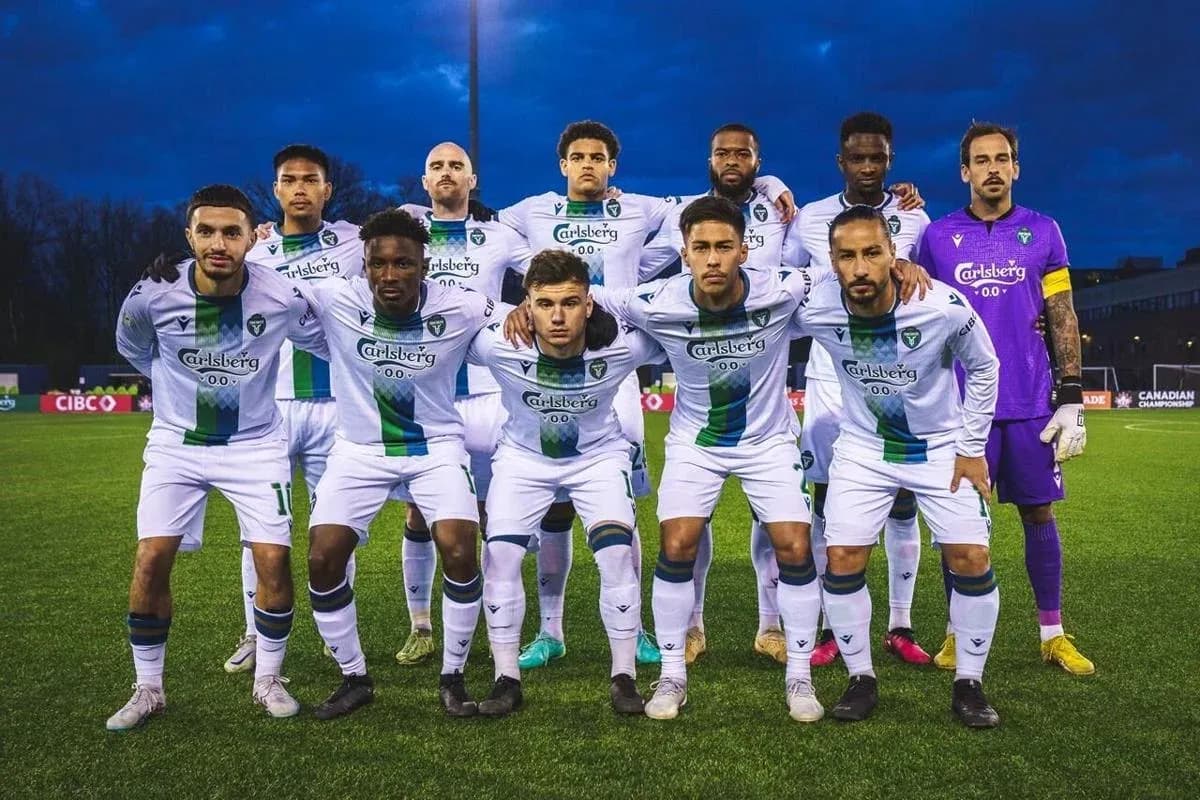 Equipo de Vancouver FC posando para la foto Equipo de Vancouver FC posando para la foto